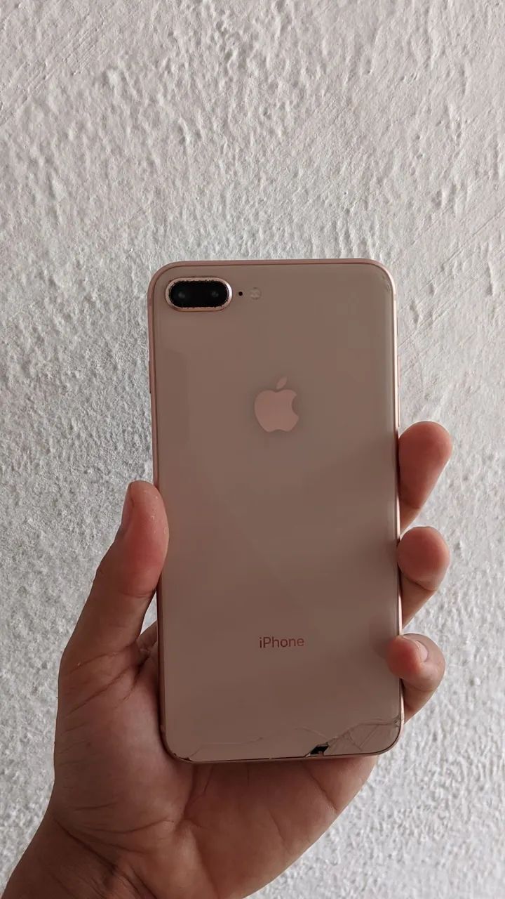 Vendo iPhone 8 plus 64gb ou troco em outro iPhone! - Foto 4