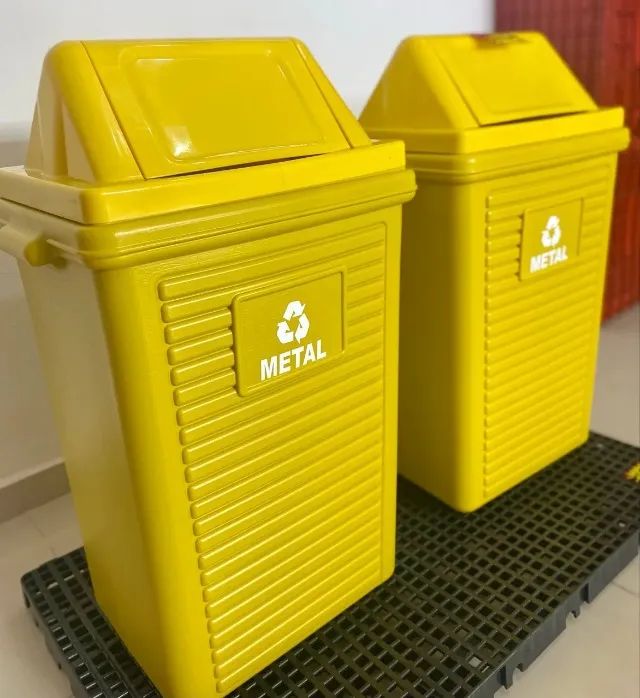 Lixeiras basculante para casa , comércio e indústria  - Foto 5
