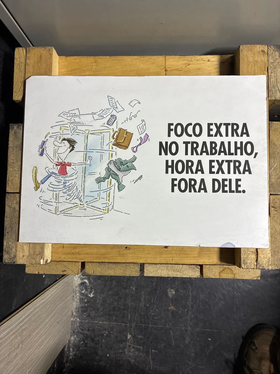 Placa decorativa RED BULL acrílica para luminoso 
