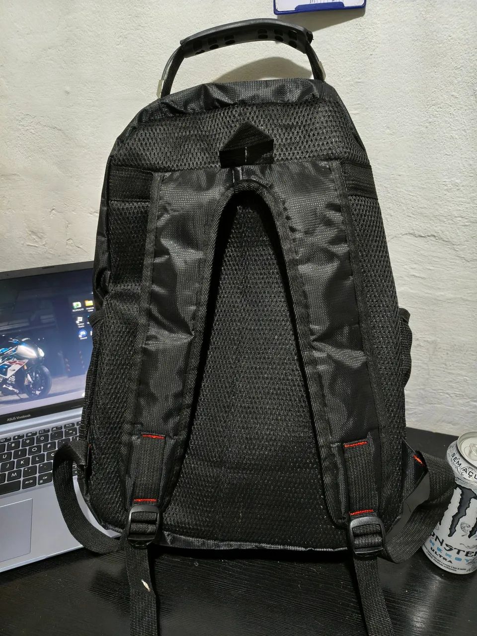 Mochila com 4 bolsos Nova - Foto 3