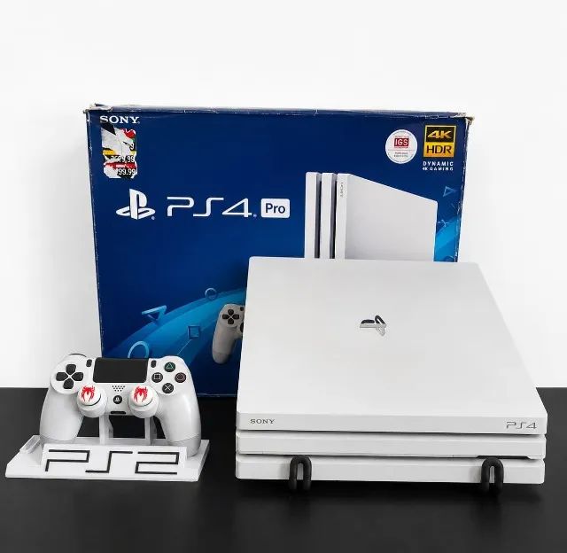 Playstion 4 PRO BRANCO