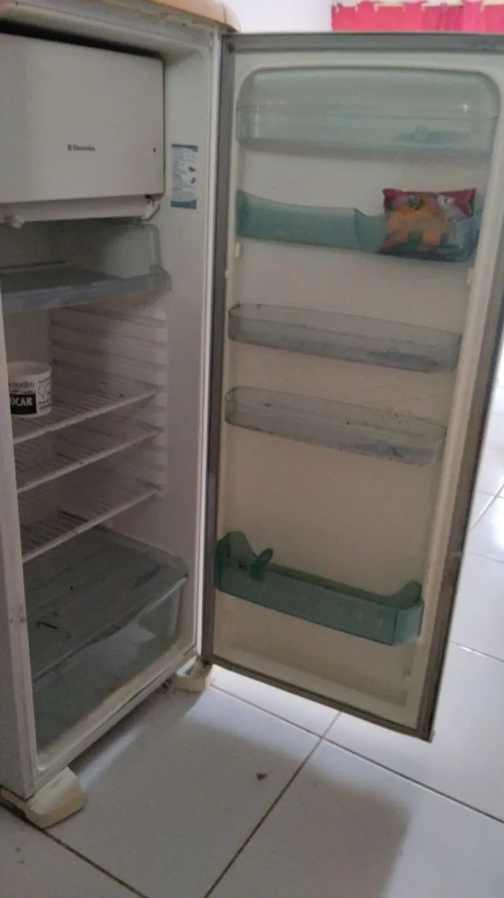 Geladeira Eletrolux  - Foto 3