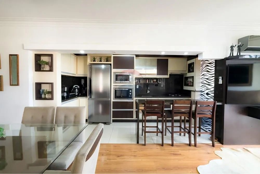 Apartamento 83m² Com Garagem no Centro de Criciúma - 3 quartos - a 450m da Praça do Congre - Foto 3