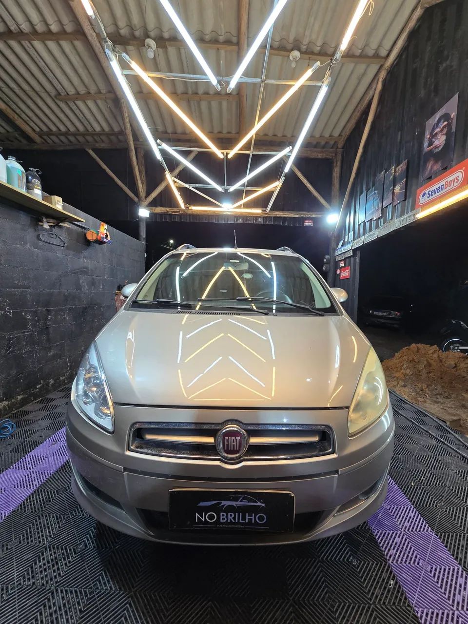 Fiat Idea Attractive 1.4 Fire Flex 8V 5P 2014 - Foto 2