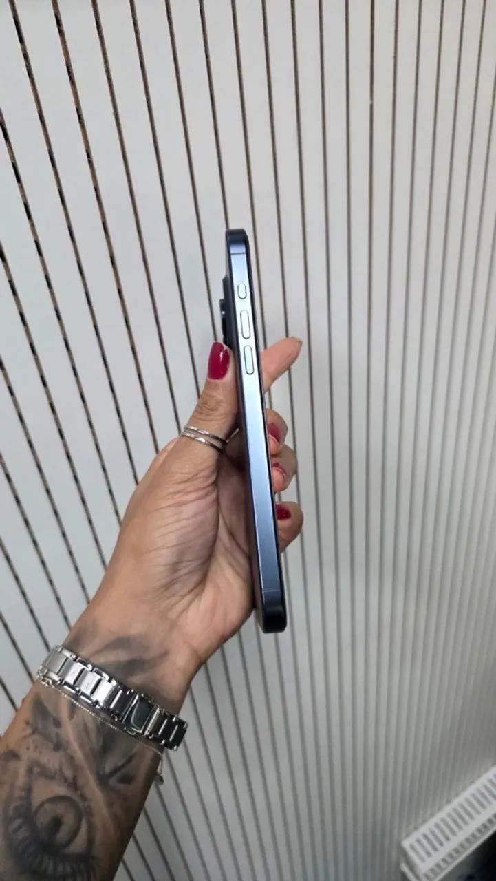 Vendo IPhone 15 pro Max  - Foto 4