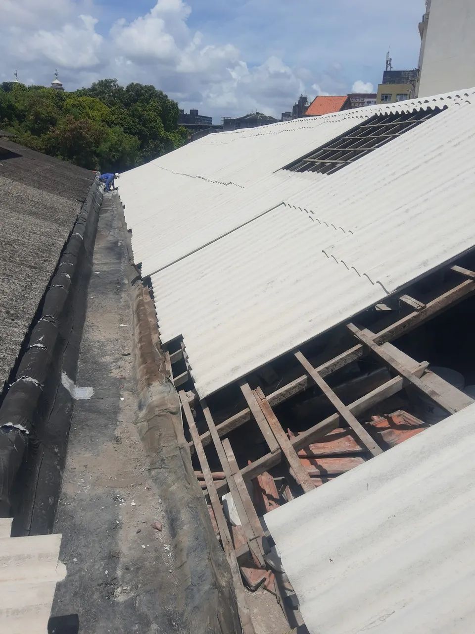 Especialista telhado e calhas 81 9  *