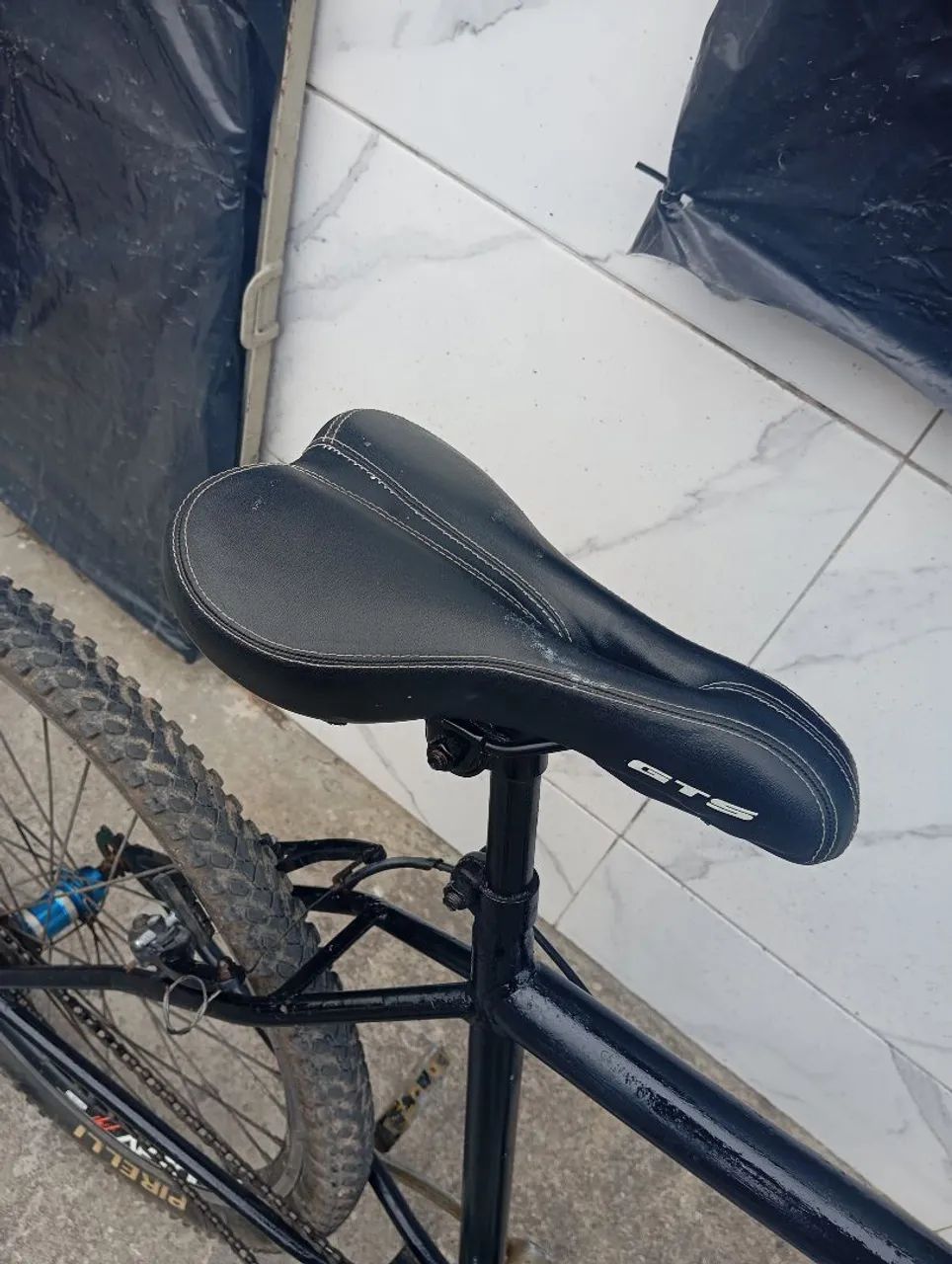 Bike top aro 26 , pegar e andar  - Foto 4
