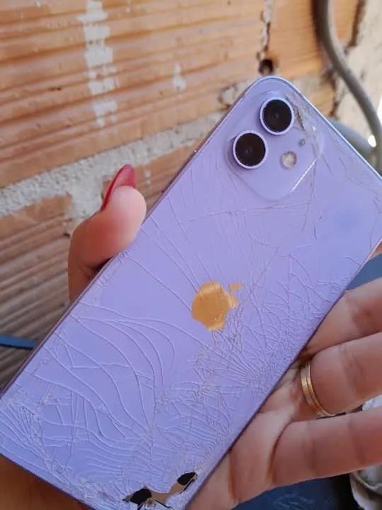 iPhone 12 - Foto 4