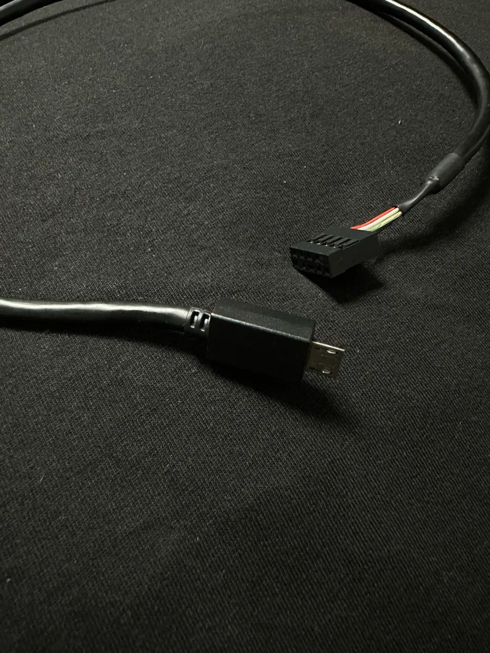 Cabo Adaptador USB 2.0 Interno 9 Pinos para Micro USB