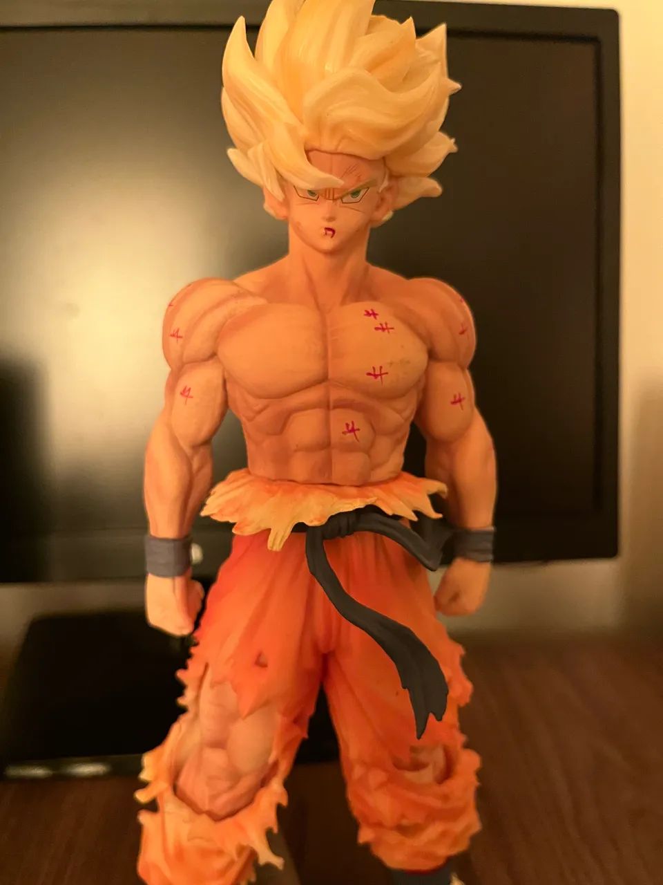 Super Saiyajin Vegeta e Super Saiyajin Goku - Foto 4