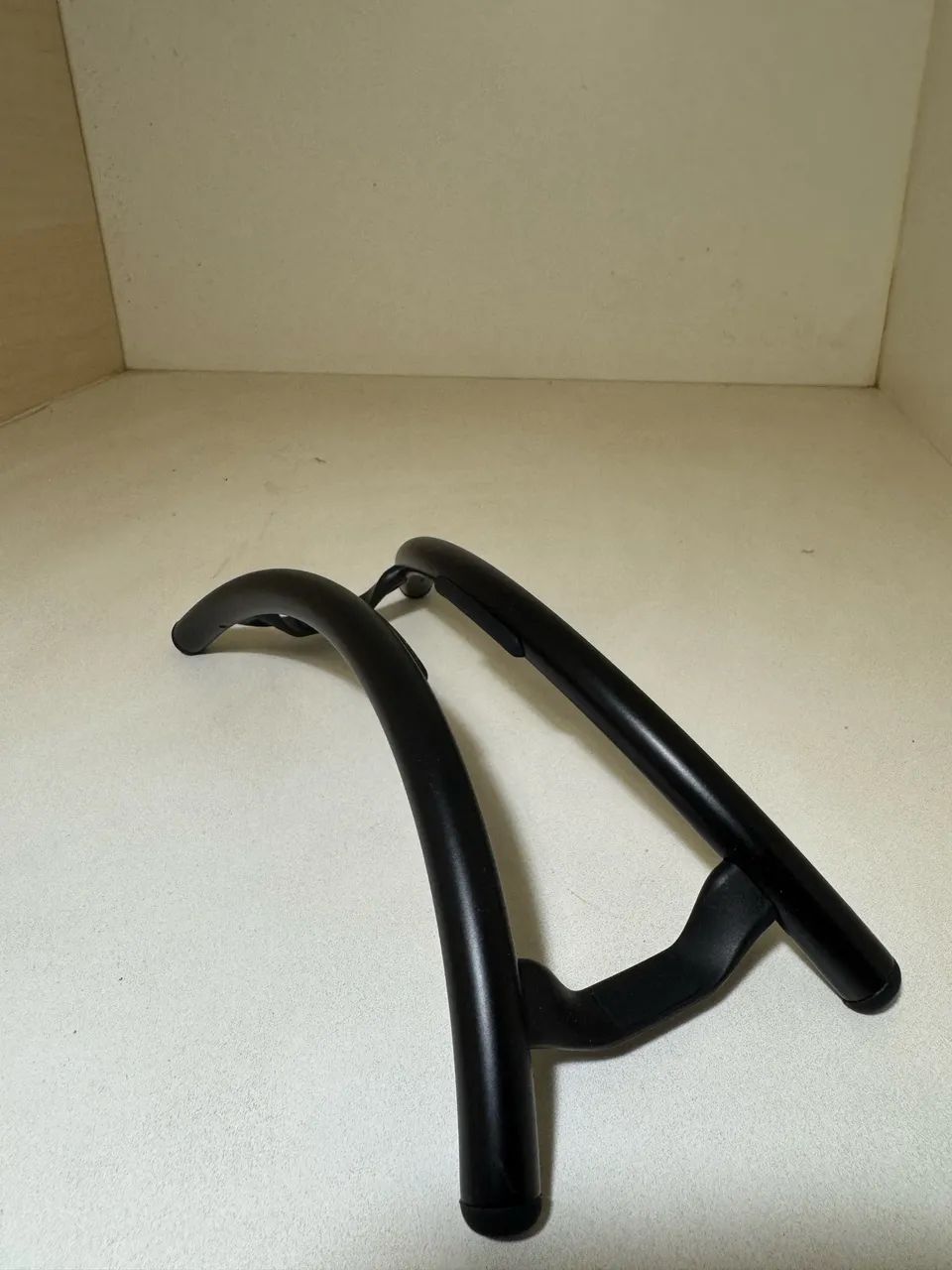 Twelve South BookArc Flex Preto