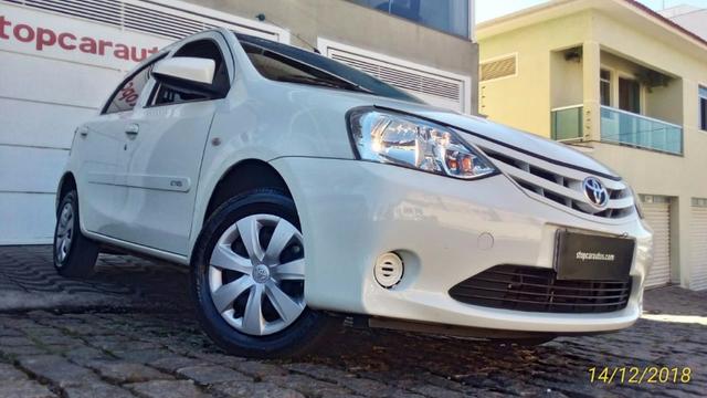 Toyota Etios 1.3 Mecânico Branco 2016 - Foto 11