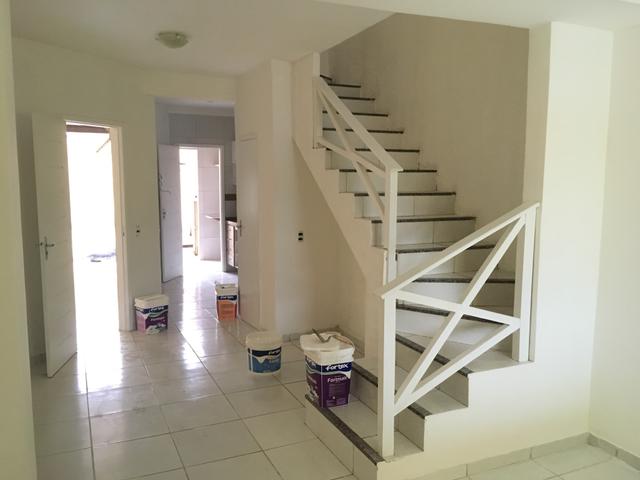 Casa para venda possui 130 metros quadrados e 3 quartos em Lagoa Redonda - Fortaleza - CE - Foto 2