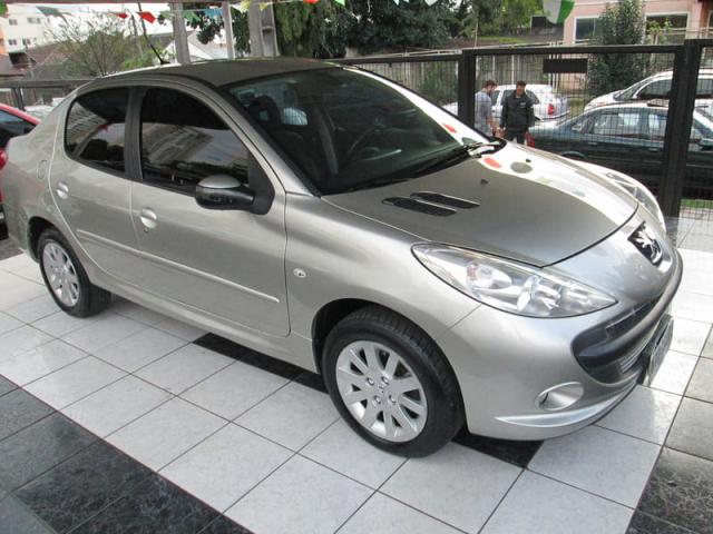 PEUGEOT 207 SEDAN PASSION XS 1.6 16V FLEX 4P 2011