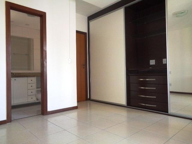 COD 672 - 4/4 Com Armários, Vagas de Garagem e Infraestrutura No Itaigara - Foto 17