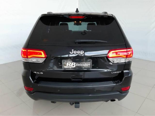 Jeep Grand Cherokee Laredo 3.6 V6 4x4 - Foto 16