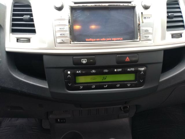Hilux CD srv 3.0 D4-D 4X4 2013* Automatica* Couro* Protetor* Capota* Estribo* Pn.Novos - Foto 8