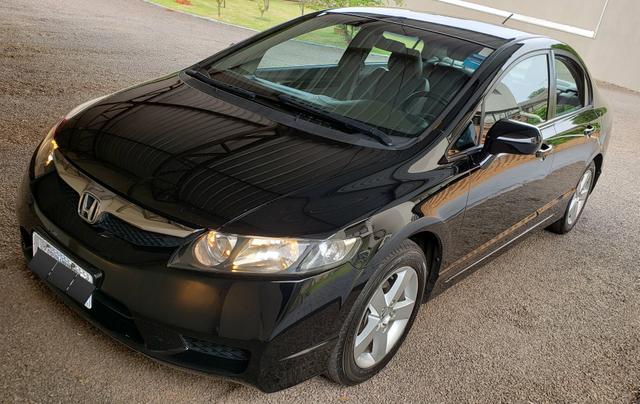 Honda Civic Lxs 2010; 1.8 flex; impecável