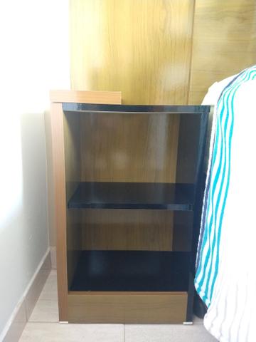 Cabeceira de cama com criado mudo - Foto 3