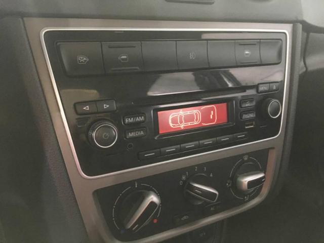 Volkswagen Voyage 1.6 - Foto 5