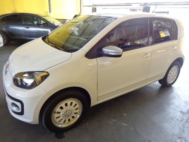 UP White 1.0 TSi 2017 Completo