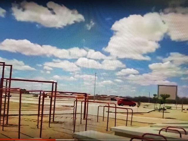 Vendo ou Troco Terreno / Loteamento Cidade Oeste - Foto 9
