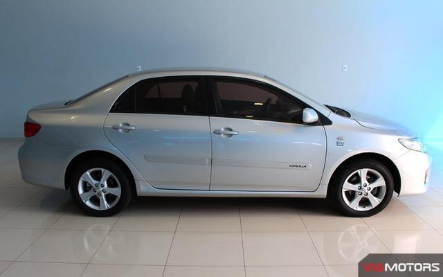 TOYOTA COROLLA 2013/2014 1.8 GLI 16V FLEX 4P AUTOMÁTICO - Foto 3
