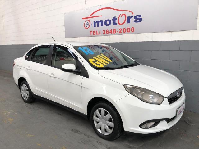 Fiat Grand Siena Tetrafuel 1.4 Completo Gnv