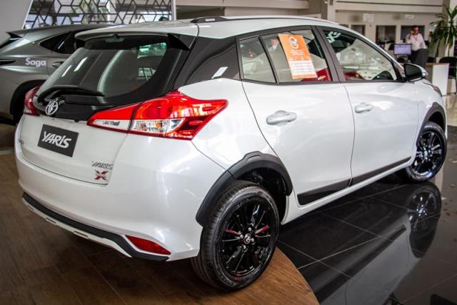 TOYOTA YARIS HATCH X-WAY AT 19/20 - Foto 4