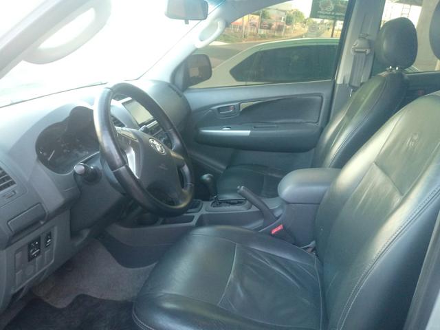 Hilux - Foto 3