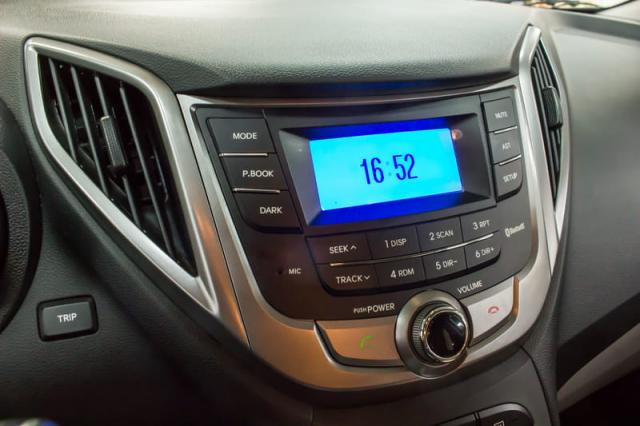 HYUNDAI HB20S 1.6 COMFORT PLUS 16V - Foto 6
