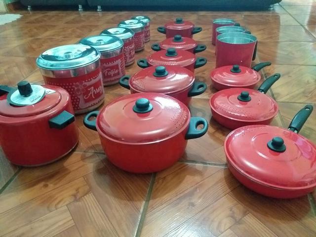 Kit de panelas com 17