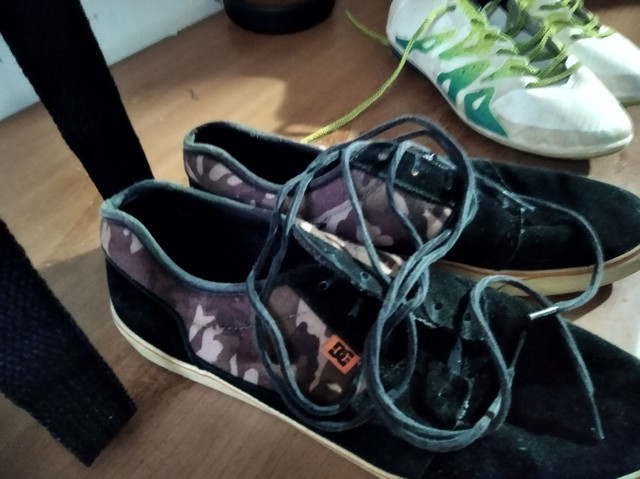 tenis dc camuflado