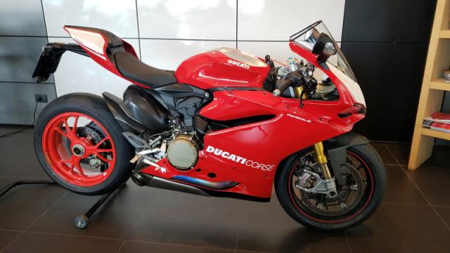 ducati panigale olx