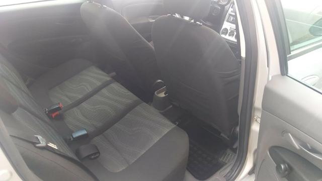 Punto 1.4 ELX Completo - Foto 9