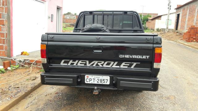 Vende-se Chevrolet D20 cabine dupla - Foto 4