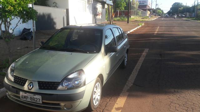 Clio sedan - Foto 6