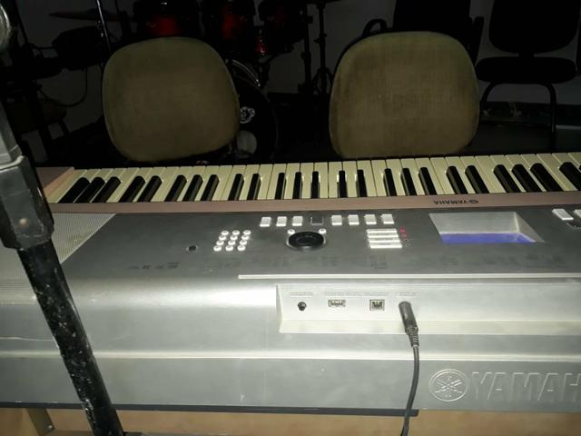 Piano super conservado .dgx 620 - Foto 5