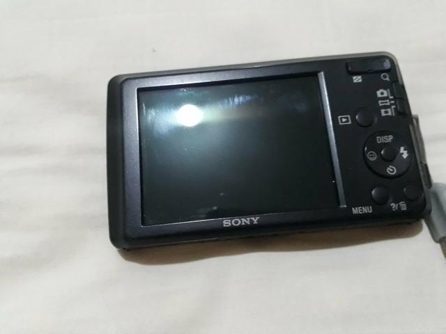 Câmera SONY 14.1