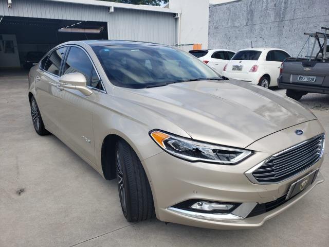 Ford Fusion Hybrid 2018 -Prata