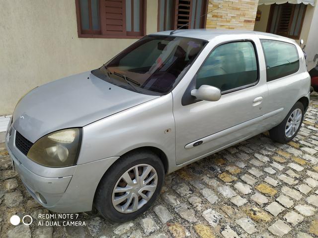 Renault Clio 1.6 2004