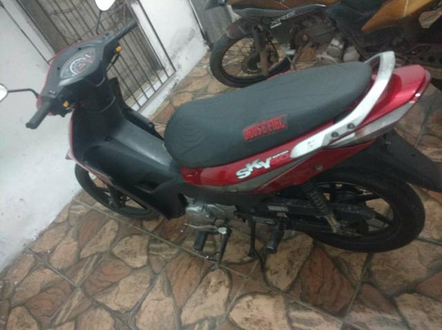 Vendo moto traxx 50tinha 2.500 fone: - Foto 3