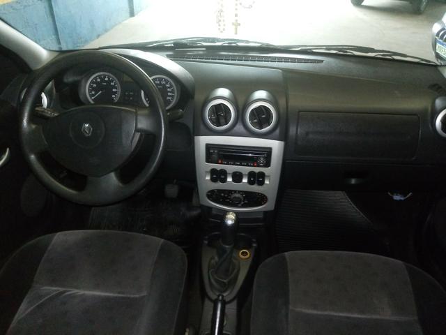 Renault Logan Privilege 1.6 - Foto 6