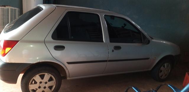 Vendo 2003 por 6 mil e meio