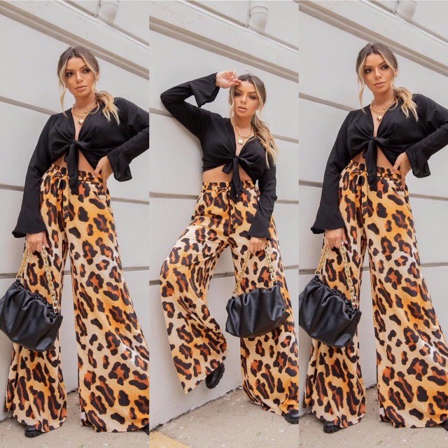 Calça Pantalona Tecido Viscose Cor Animal Print