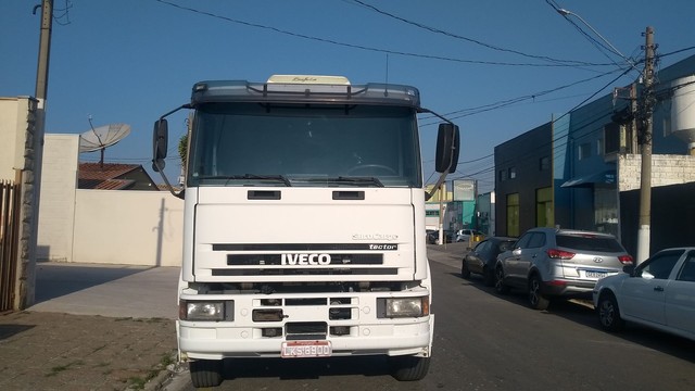 IVECO 230E24 2008