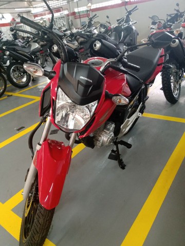 FAN 160 VERMELHA HONDA 2022