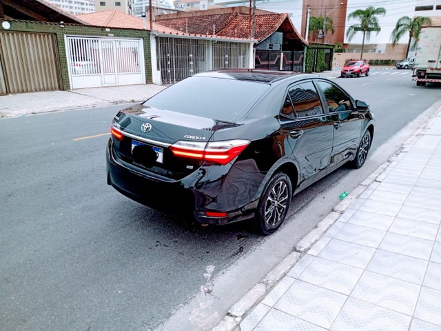 TOYOTA COROLLA 2018 AUT. COMPLETO IMPECÁVEL