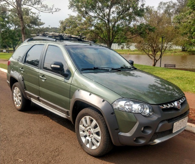 FIAT WEEKEND ADVENTURE 1.8 16V FLEX AUTOMÁTICO