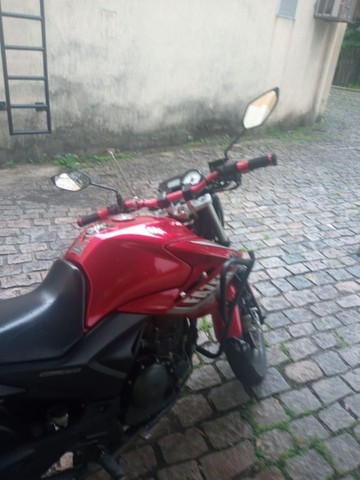 MOTO YAMAHA FAZER 250
